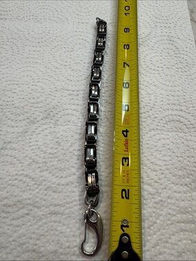Source Unknown Silver and Black Men's Link Bracelet with Clasp